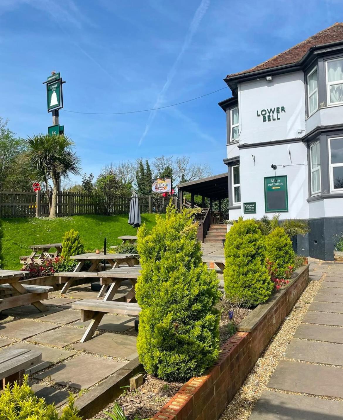 Lower Bell Aylesford Bagian luar foto